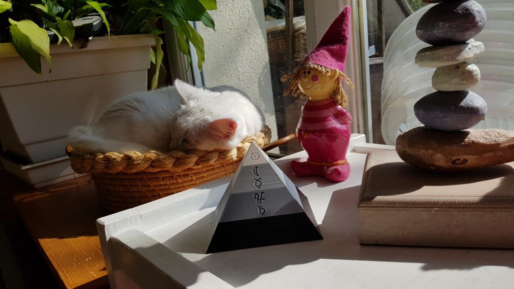 Réalisation spéciale en couleurs discrètes pour un ami discret.